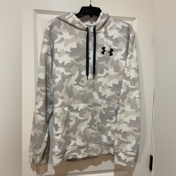 Under Armour Other - Under Armour heavy fleece hoodie Large